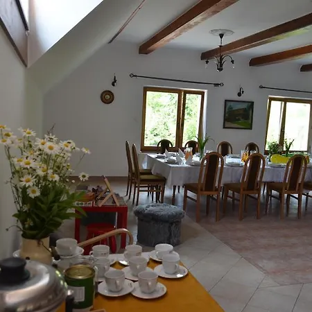 Szálloda Istberg Cafe Restaurant &